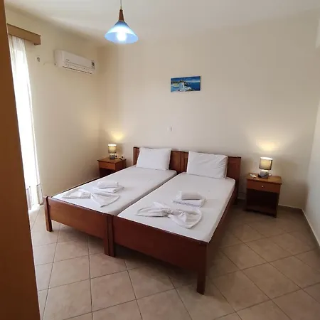 Nikos 2 & Aparthotel 2*